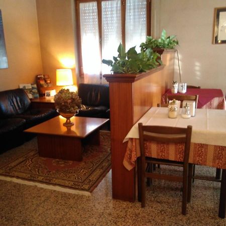 فيرونا Hotel Elena المظهر الخارجي الصورة