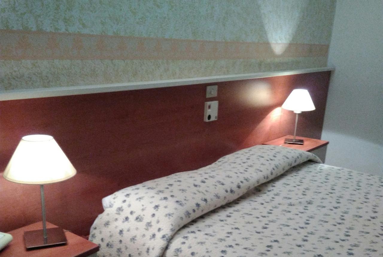 فيرونا Hotel Elena المظهر الخارجي الصورة