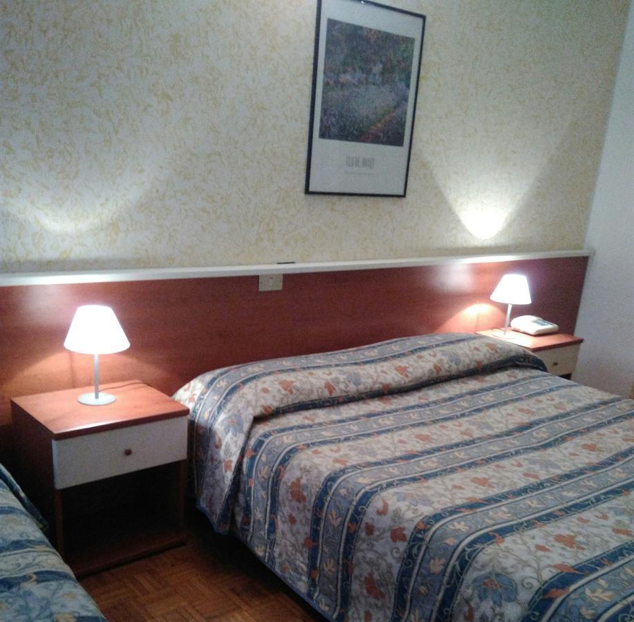 فيرونا Hotel Elena المظهر الخارجي الصورة