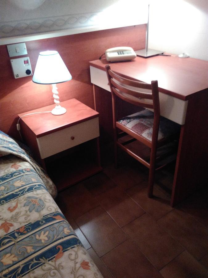 فيرونا Hotel Elena المظهر الخارجي الصورة